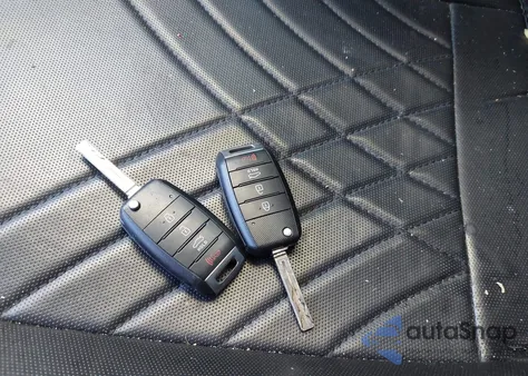 2015 Kia Optima Lx z USA, uszkodzony, nr VIN KNAGM4A71F5641270